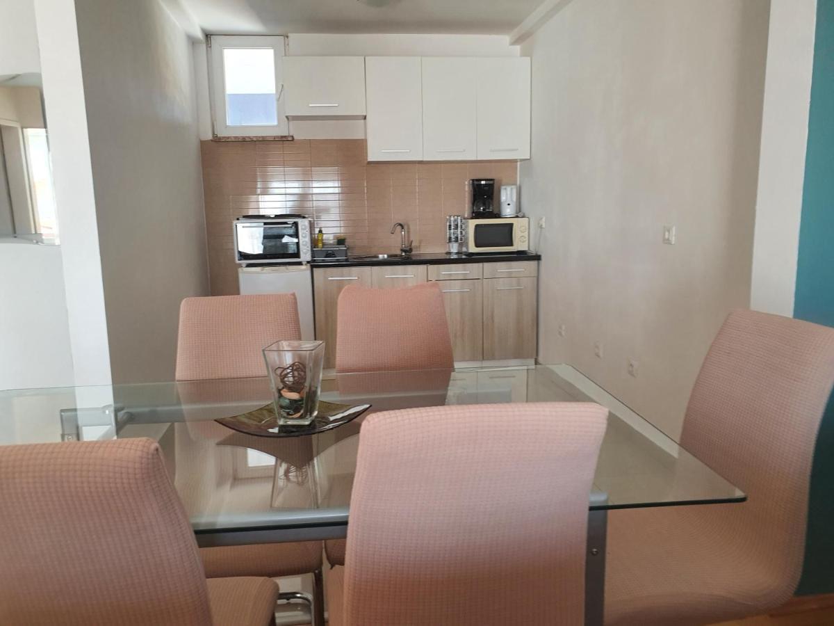 Cozy Two-Bedroom Apartment Задар Экстерьер фото